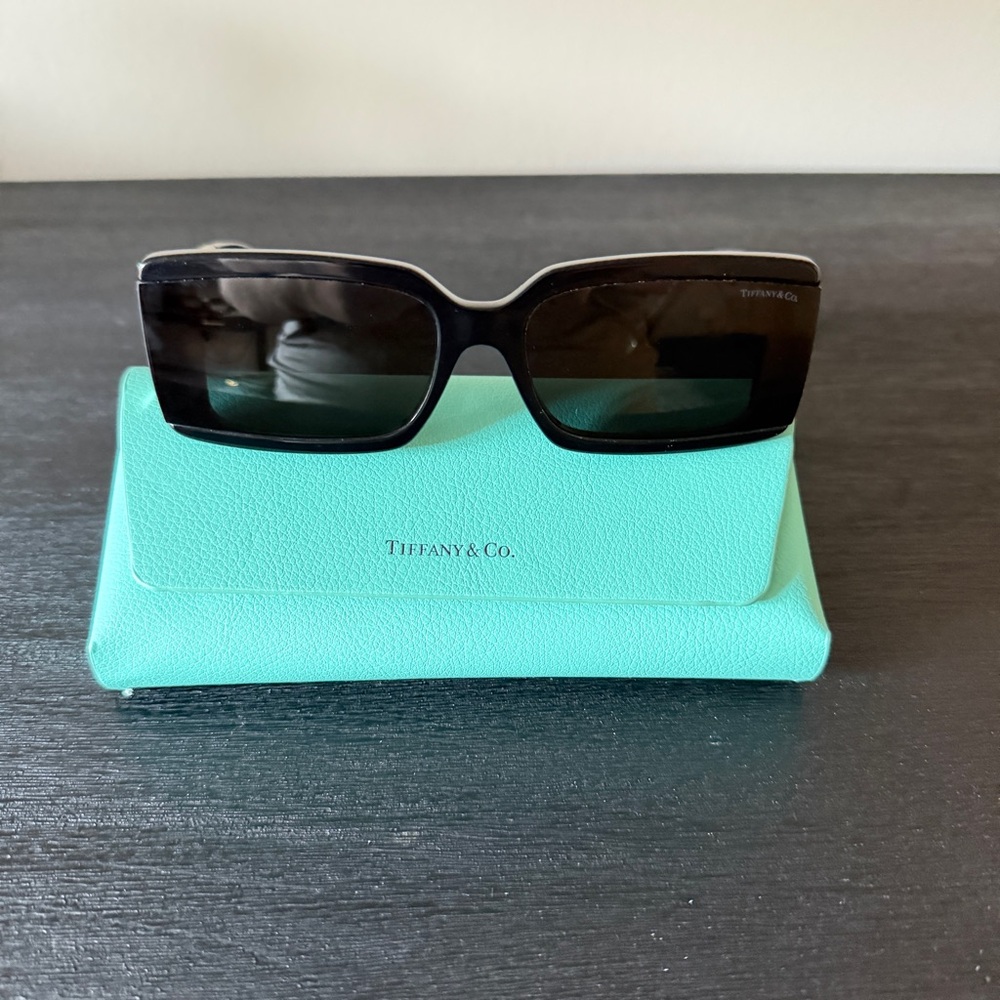 Tiffany & Co. Women’s Sunglasses with Aqua Case